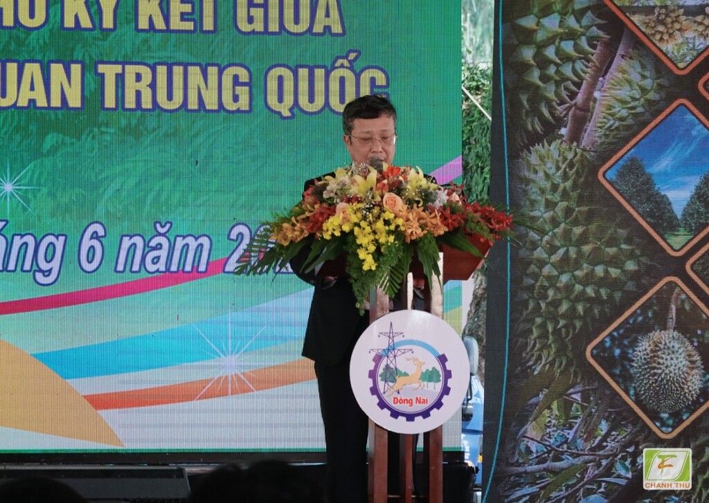 Thứ trưởng Bộ NN-PTNT Hoàng Trung phát biểu tại buổi lễ