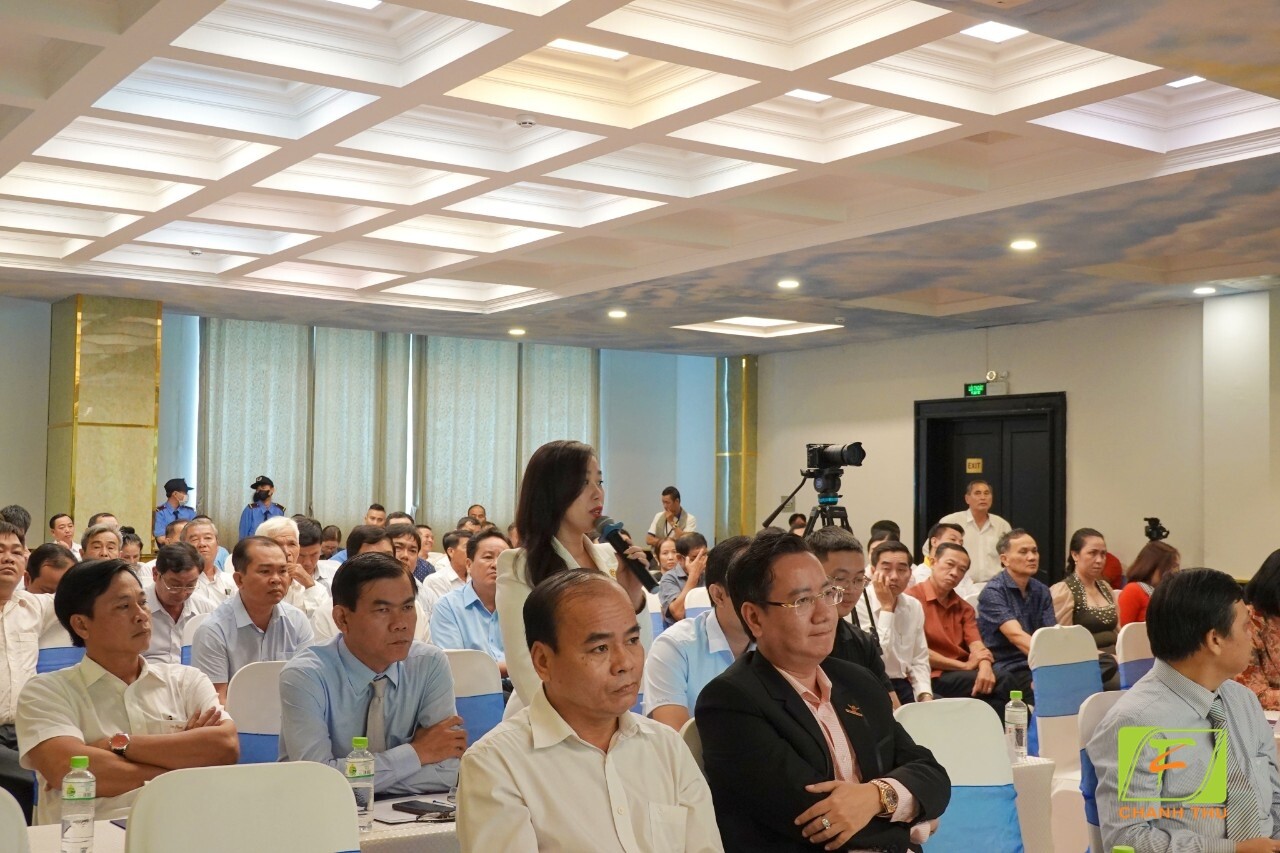 Phó chủ tịch Hiệp hội Sầu riêng Đắk Lắk, CEO Chanh Thu Group - Bà Ngô Tường Vy phát biểu